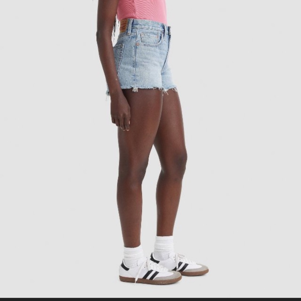 Levi's  High-Rise 501 Original Button-Fly Shorts in Micro Vibes Size 29 NWT - Picture 2 of 9